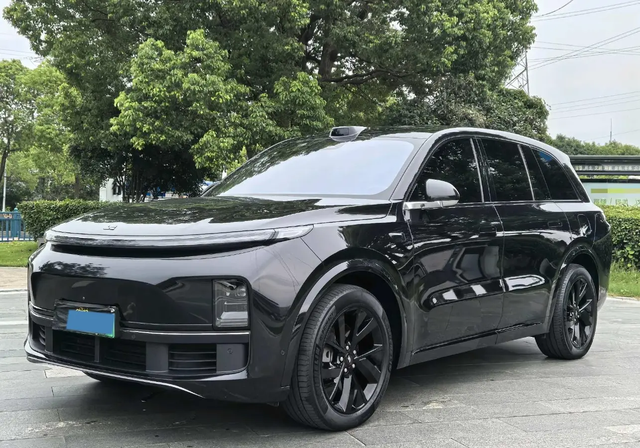 2023 Li L8 Range Extended 154HP REEV 40.9KWH