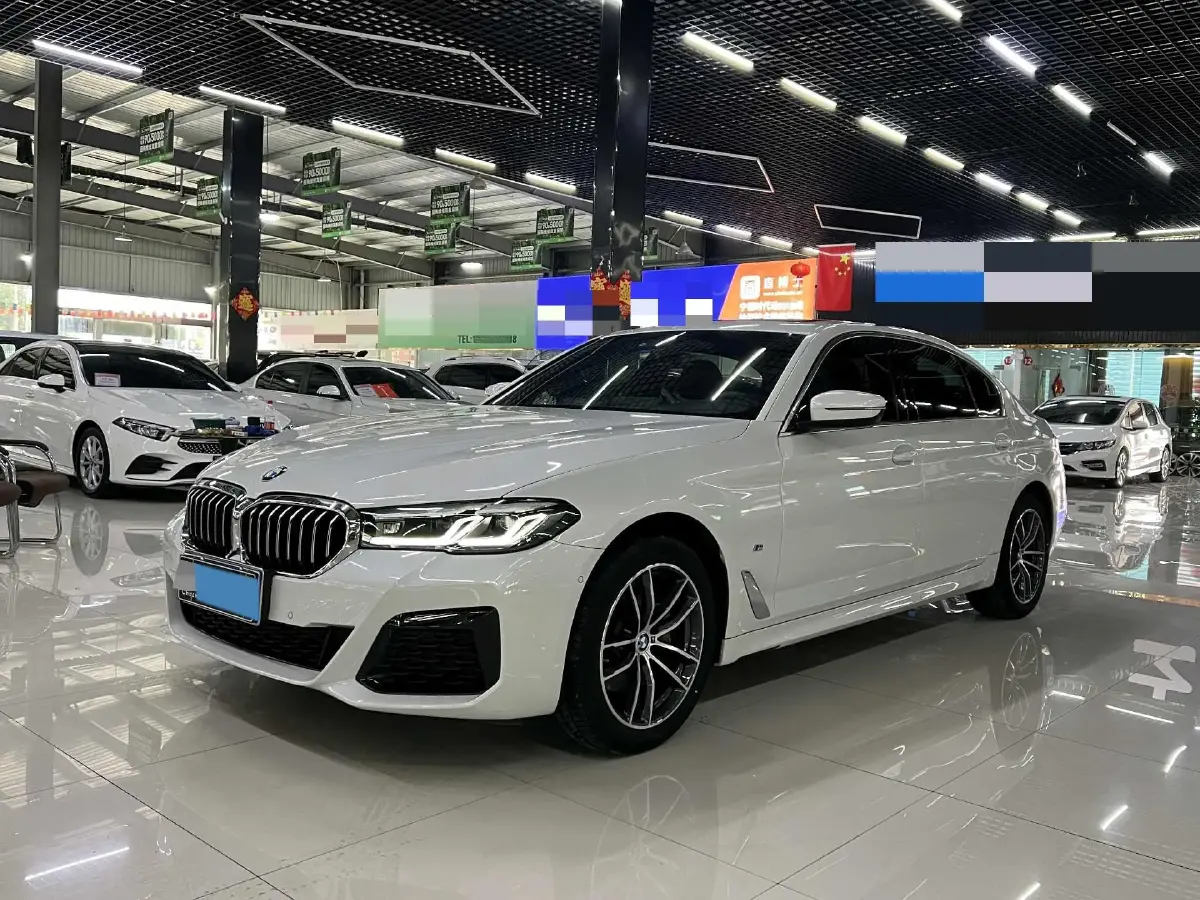 2022 BMW 5 Series 2.0T 184HP L4 8AT