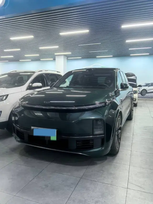 2025 Li L8 Range Extended 154HP REEV