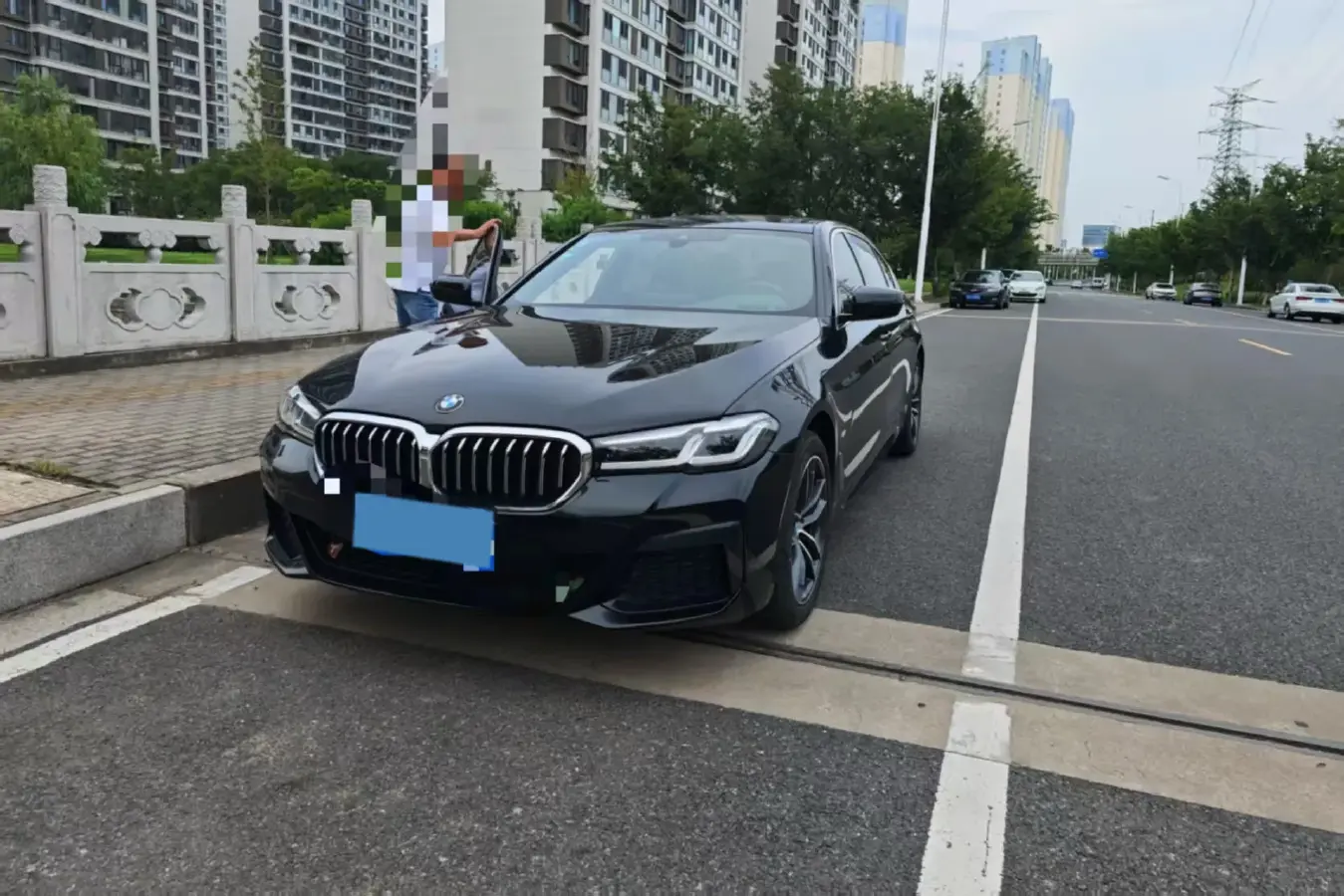 2021 BMW 5 Series 2.0T 184HP L4 8AT