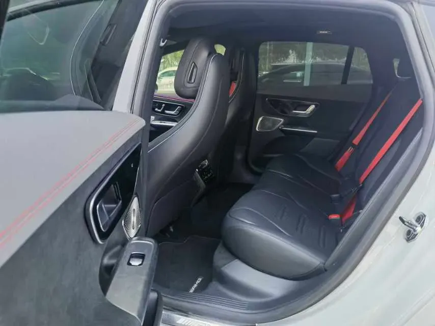 2023 Mercedes-Benz EQE AMG BEV 96.1KWH,autocango,china used car exporter,china ev exporter,chinese used car exporter,chinese used ev exporter