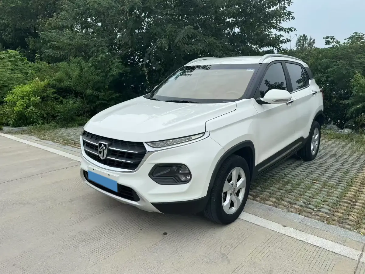 2017 BaoJun 510 1.5L 112HP L4 6MT