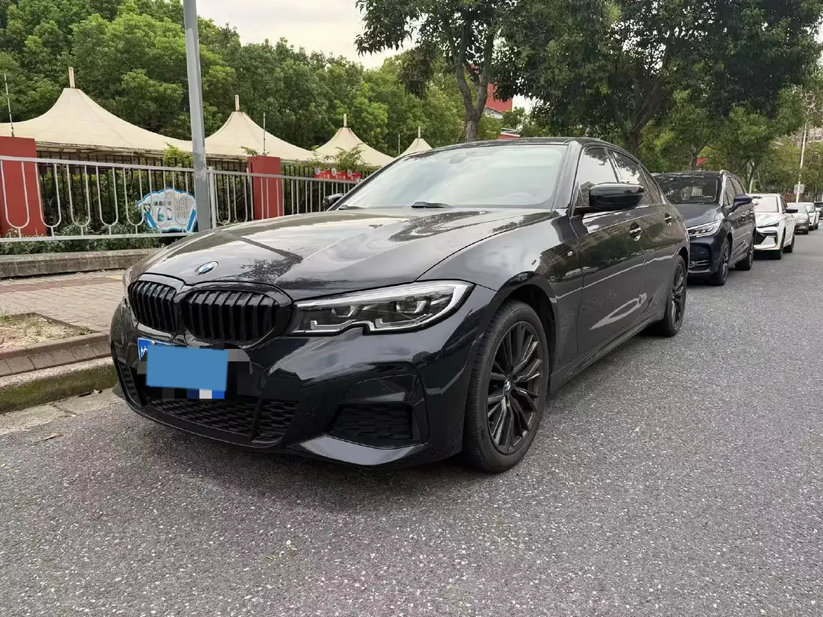2022 BMW 3 Series 2.0T 184HP L4 8AT