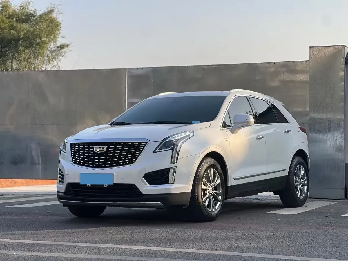 2020 Cadillac XT5 2.0T 241HP L4 9AT