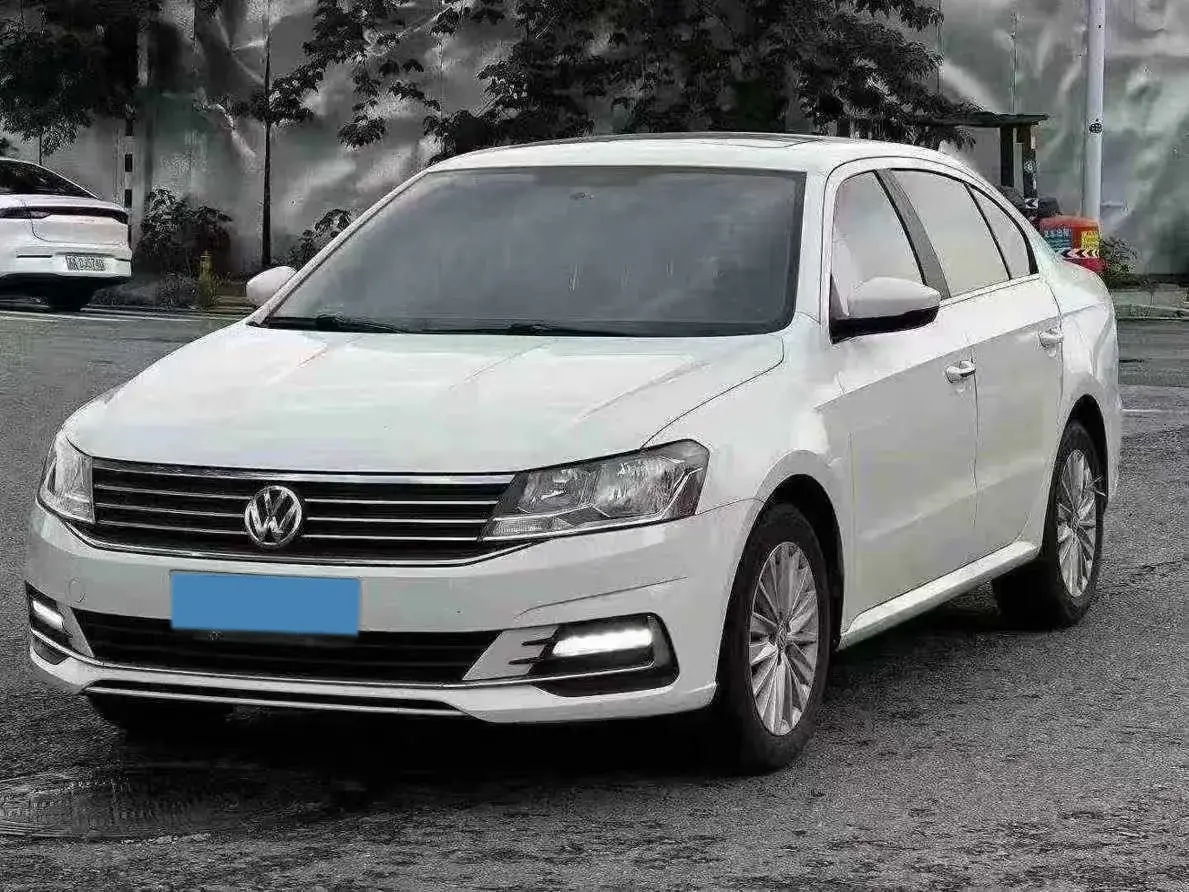 2019 Volkswagen Lavida 1.5L 112HP L4 6AT