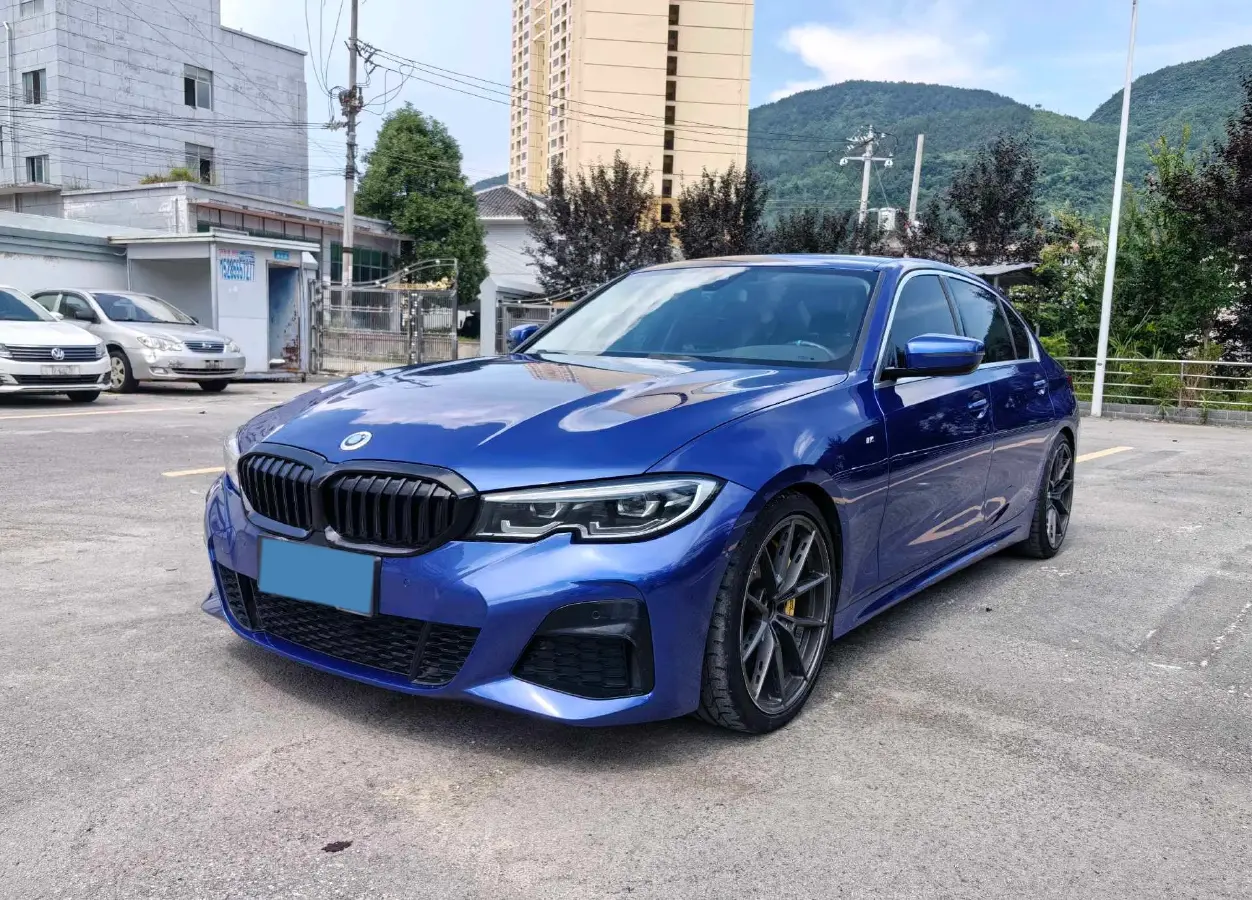 2021 BMW 3 Series 2.0T 184HP L4 8AT
