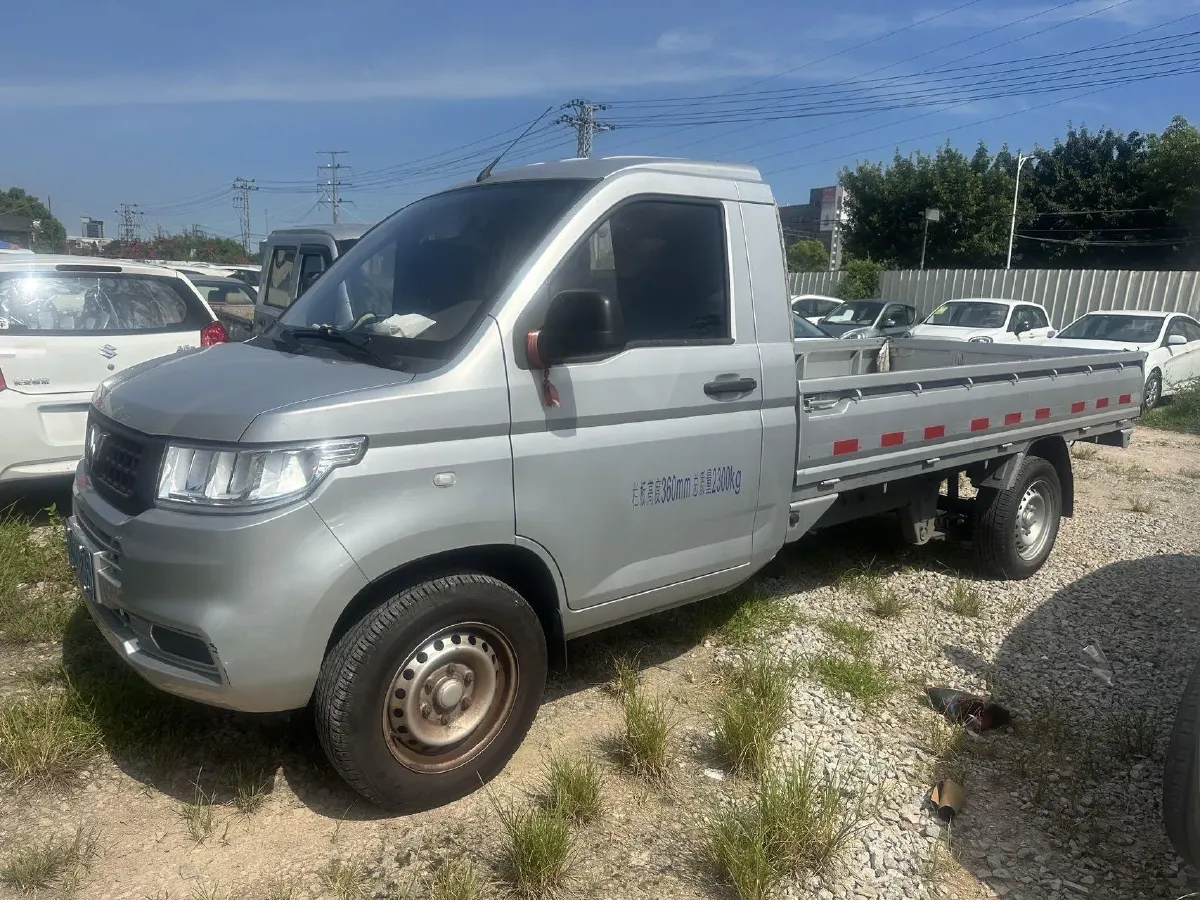2023 WuLing RongGuang New Truck EV BEV 56.6KWH,autocango,china used car exporter,china ev exporter,chinese used car exporter,chinese used ev exporter