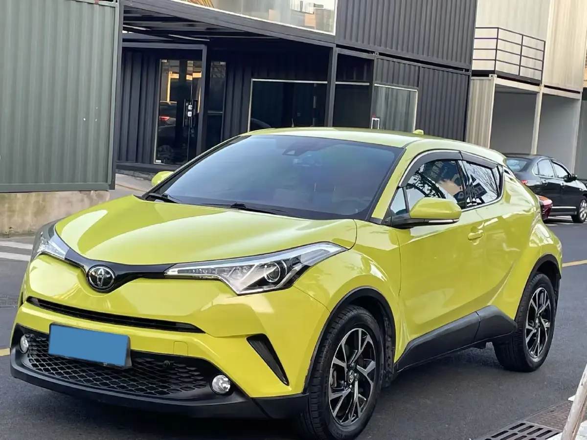 2018 Toyota C-HR 2.0L 171HP L4 CVT