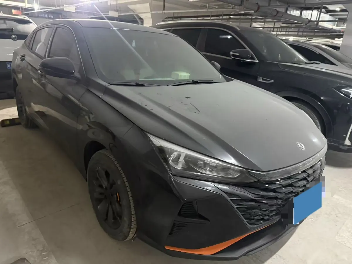 2023 DongFeng Aeolus YiXuan 1.5L 125HP L4 6DCT,autocango,china used car exporter,china ev exporter,chinese used car exporter,chinese used ev exporter