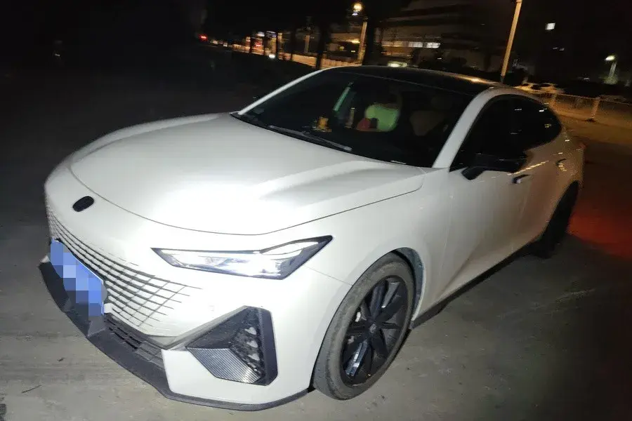 2022 ChangAn UNI-V 1.5T 188HP L4 7DCT