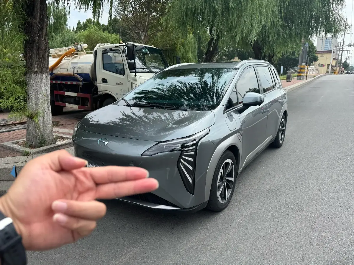 2023 Aion Y BEV 68.2KWH