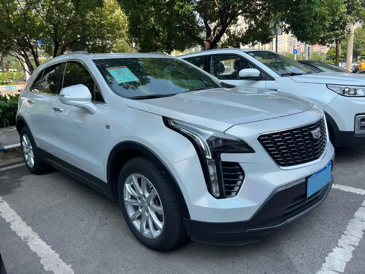 2020 Cadillac XT4 2.0T 241HP L4 9AT,autocango,china used car exporter,china ev exporter,chinese used car exporter,chinese used ev exporter
