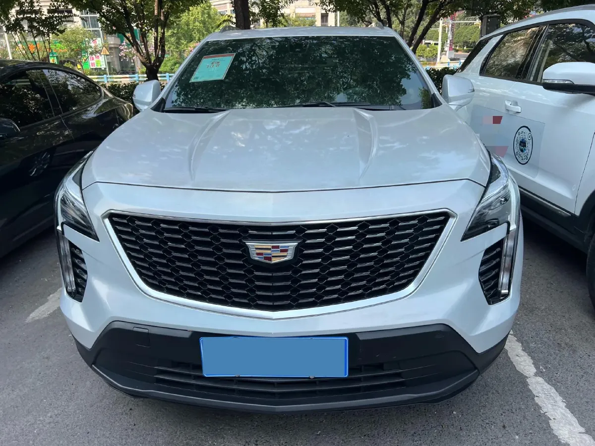 2020 Cadillac XT4 2.0T 241HP L4 9AT,autocango,china used car exporter,china ev exporter,chinese used car exporter,chinese used ev exporter