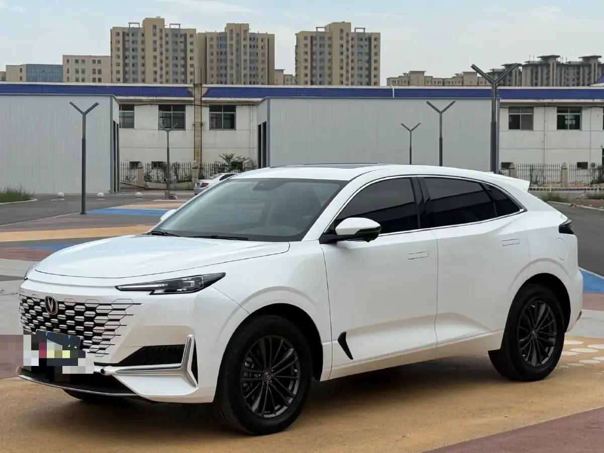 2021 ChangAn UNI-K 2.0T 233HP L4 8AT