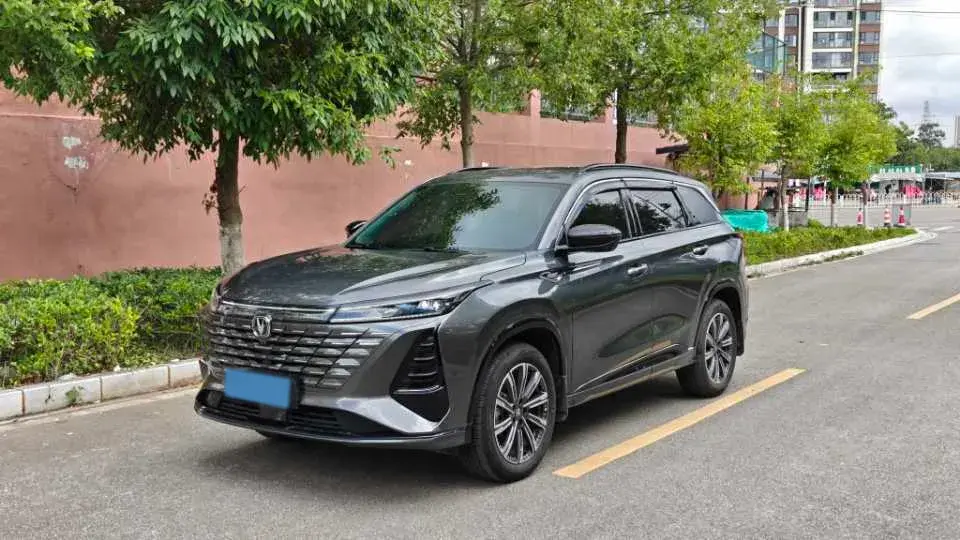 2024 ChangAn CS75 Plus 1.5T 188HP L4 8AT