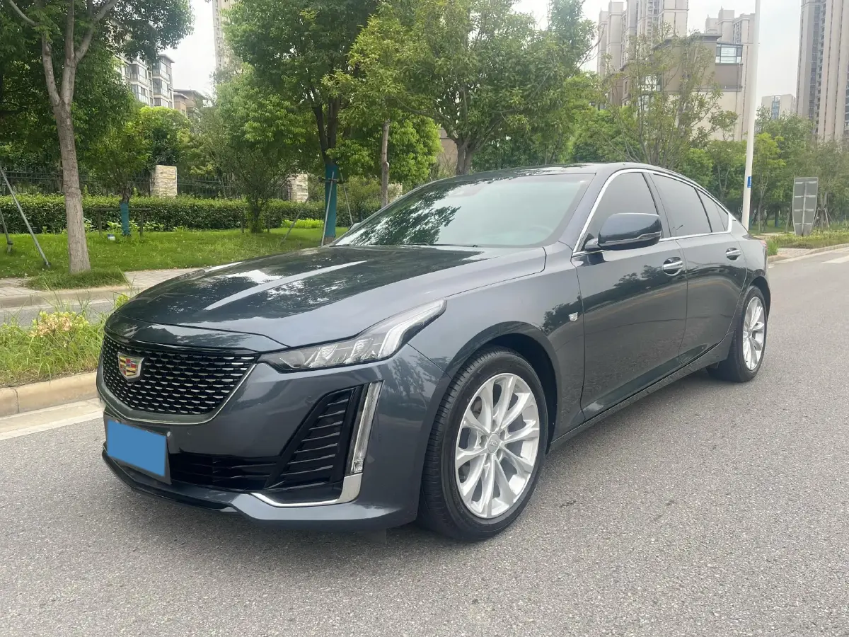 2021 Cadillac CT5 2.0T 237HP L4 10AT