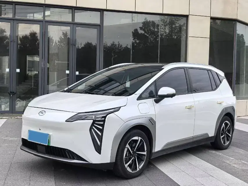 2023 Aion Y BEV 61.7KWH