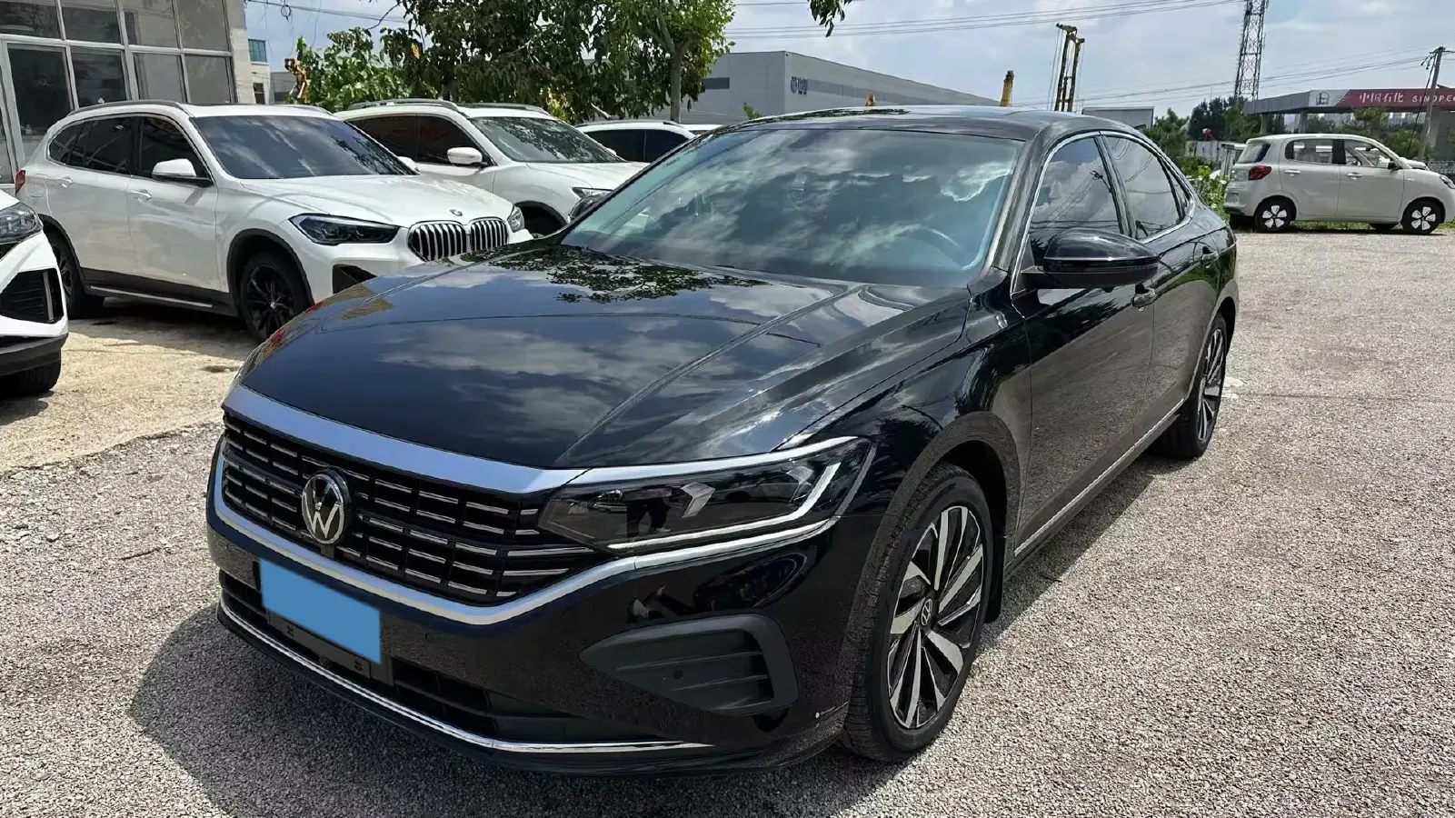 2024 Volkswagen Passat 2.0T 220HP L4 7DCT