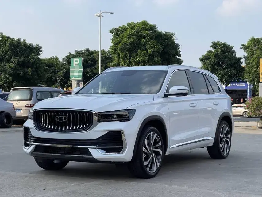 2024 Geely Monjaro 2.0T 238HP L4 8AT