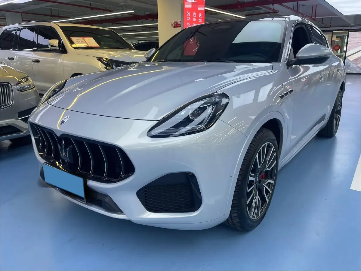 2022 Maserati Levante 2.0T 330HP L4 8AT