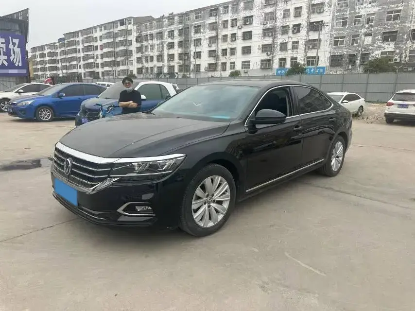 2019 Volkswagen Passat 2.0T 186HP L4 7DCT