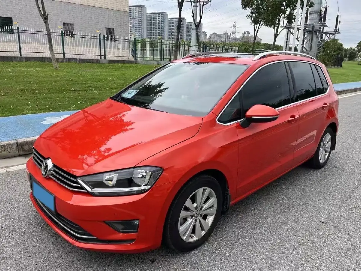 2018 Volkswagen Golf Sportsvan 1.4T 131HP L4 7DCT