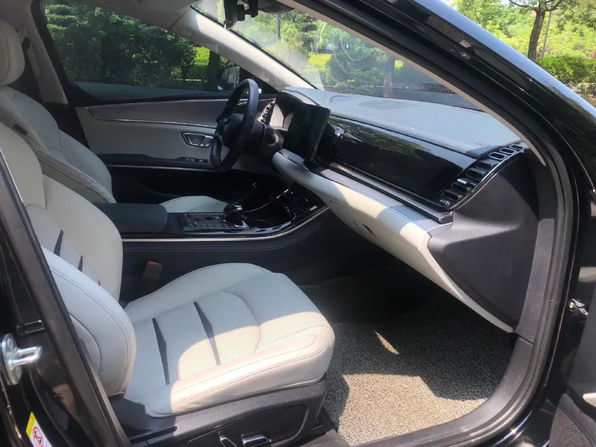 2021 BYD e9 BEV 64.8KWH,autocango,china used car exporter,china ev exporter,chinese used car exporter,chinese used ev exporter