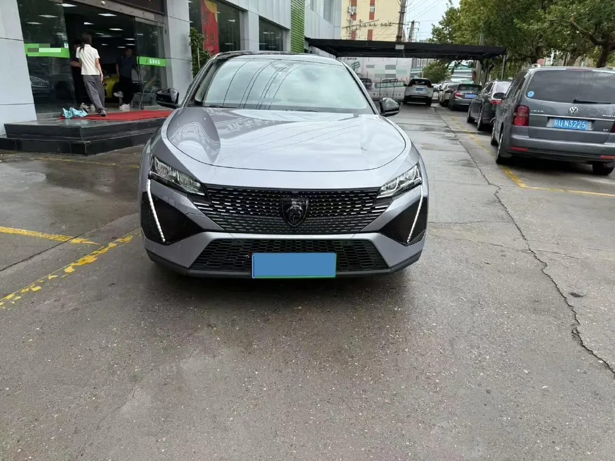 2023 Peugeot 408X 1.6T 175HP L4 8AT,autocango,china used car exporter,china ev exporter,chinese used car exporter,chinese used ev exporter