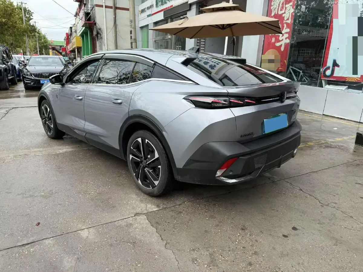 2023 Peugeot 408X 1.6T 175HP L4 8AT,autocango,china used car exporter,china ev exporter,chinese used car exporter,chinese used ev exporter