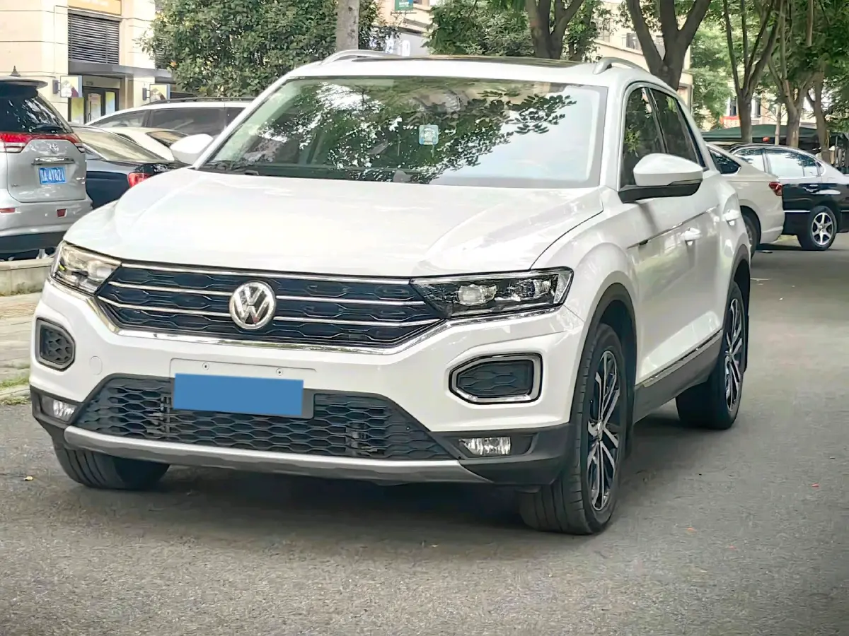 2019 Volkswagen T-Roc 1.4T 150HP L4 7DCT