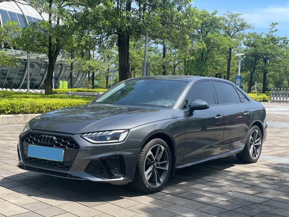 2020 Audi A4L 2.0T 150HP L4 7DCT