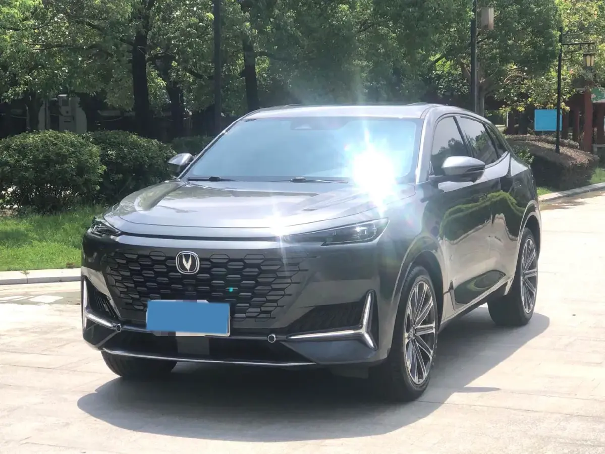 2021 ChangAn UNI-K 2.0T 233HP L4 8AT