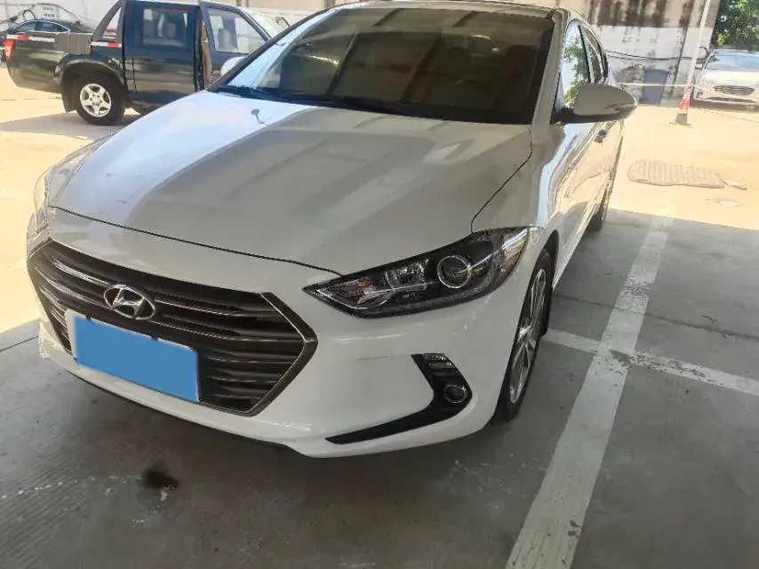 2016 Hyundai Elantra 1.6L 130HP L4 6AT