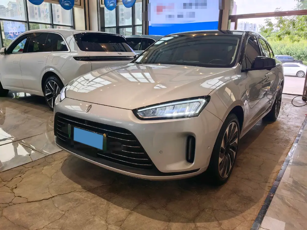 2022 HIMA AITO M5 Range Extended 125HP REEV 40KWH