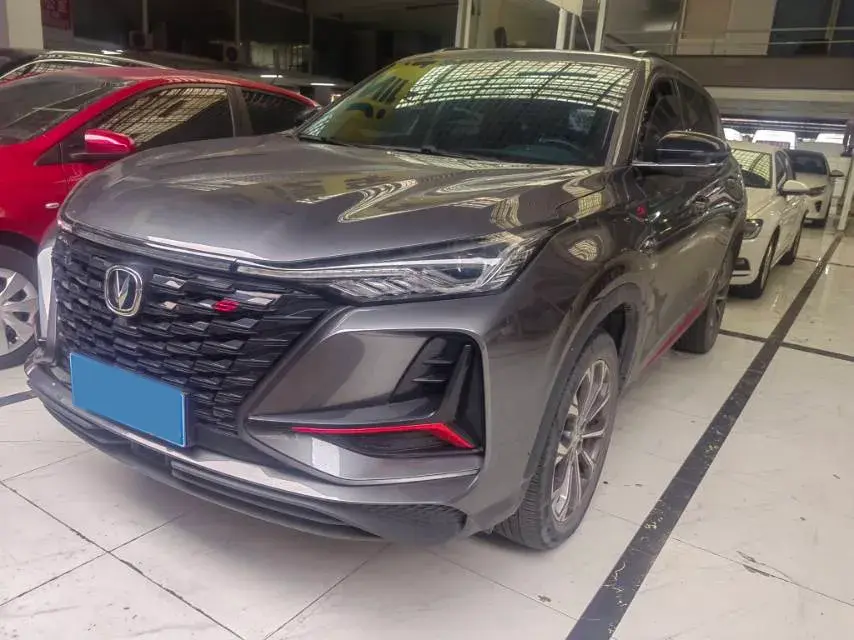 2022 ChangAn CS75 Plus 2.0T 233HP L4 8AT