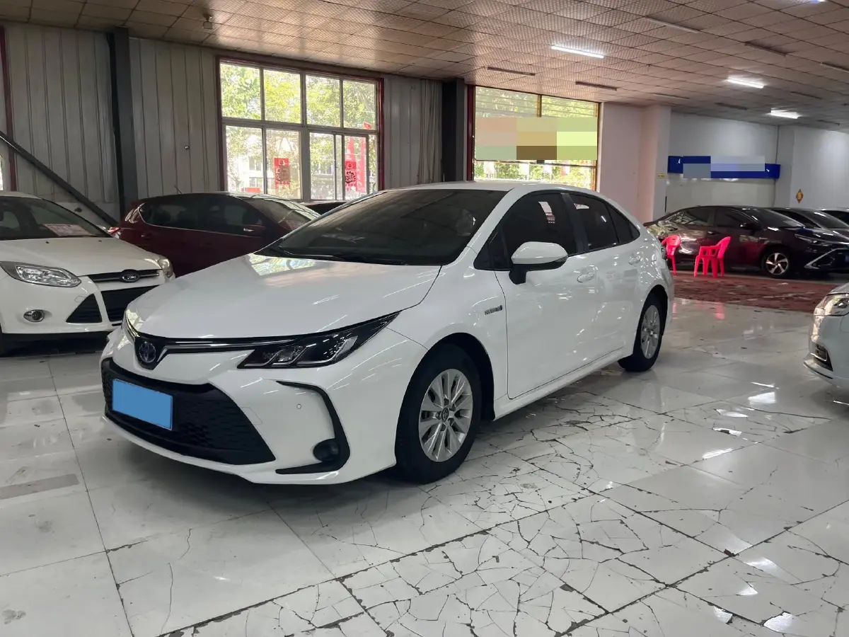 2023 Toyota Corolla 1.8L 98HP L4 E-CVT Hybrid