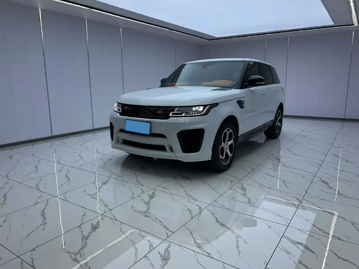 2018 Land Rover Range Rover Sport 2.0T 300HP L4 8AT PHEV 13.1KWH