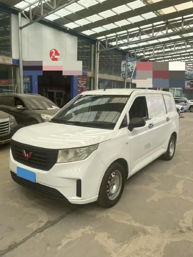 2019 WuLing HongGuang Plus 1.5T 147HP L4 6MT