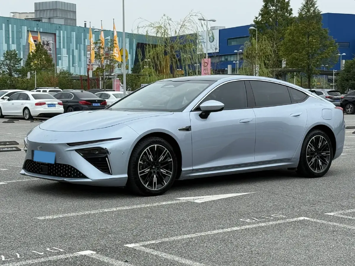 2022 Neta S Range Extended 231HP REEV 43.88KWH