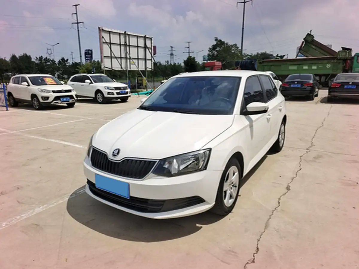 2017 Skoda Fabia 1.4L 90HP L4 6AT