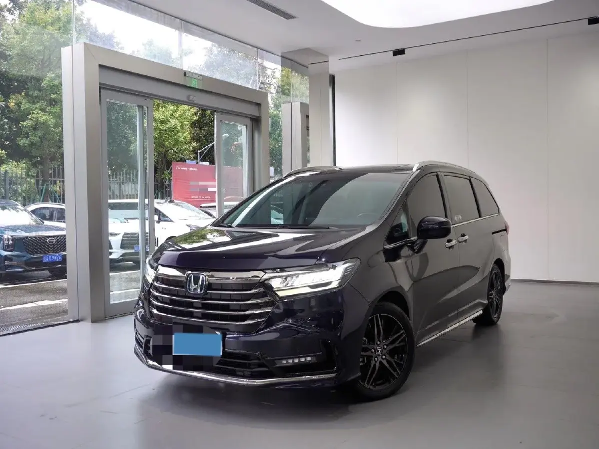 2022 Honda Odyssey 2.0L 146HP L4 E-CVT Hybrid