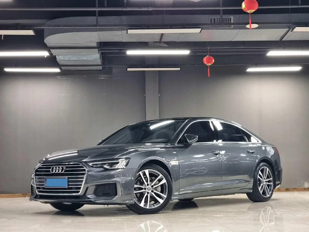 2021 Audi A6L 2.0T 190HP L4 7DCT
