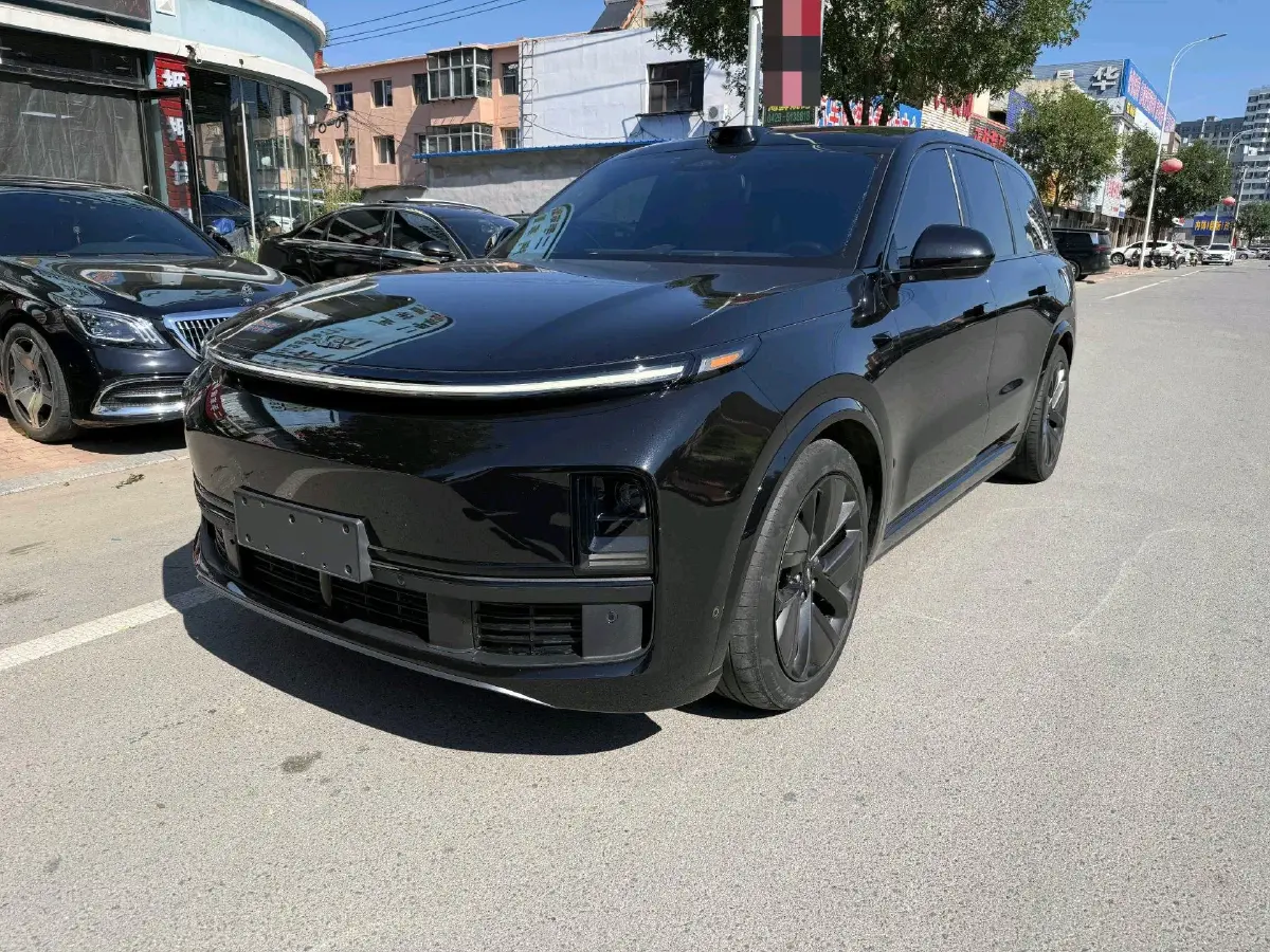 2022 Li L9 Range Extended 154HP REEV 42.6KWH