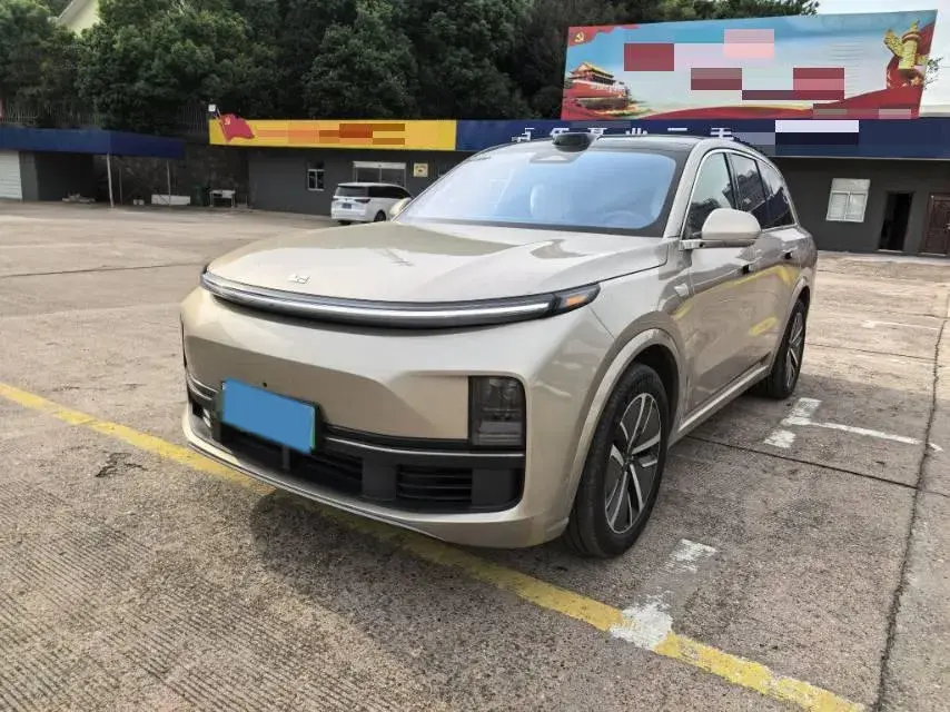 2024 Li L8 Range Extended 154HP REEV 42.8KWH