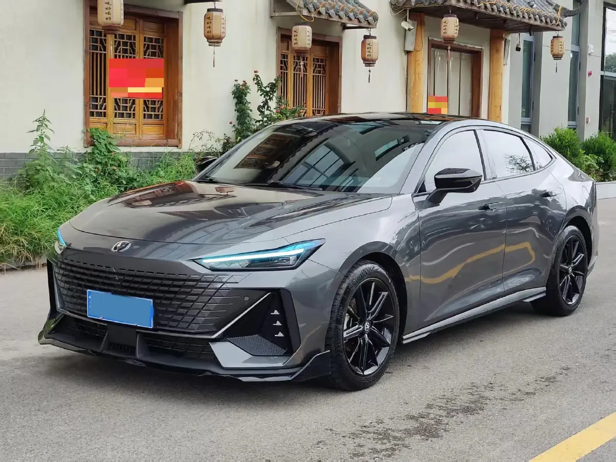 2022 ChangAn UNI-V 1.5T 188HP L4 7DCT