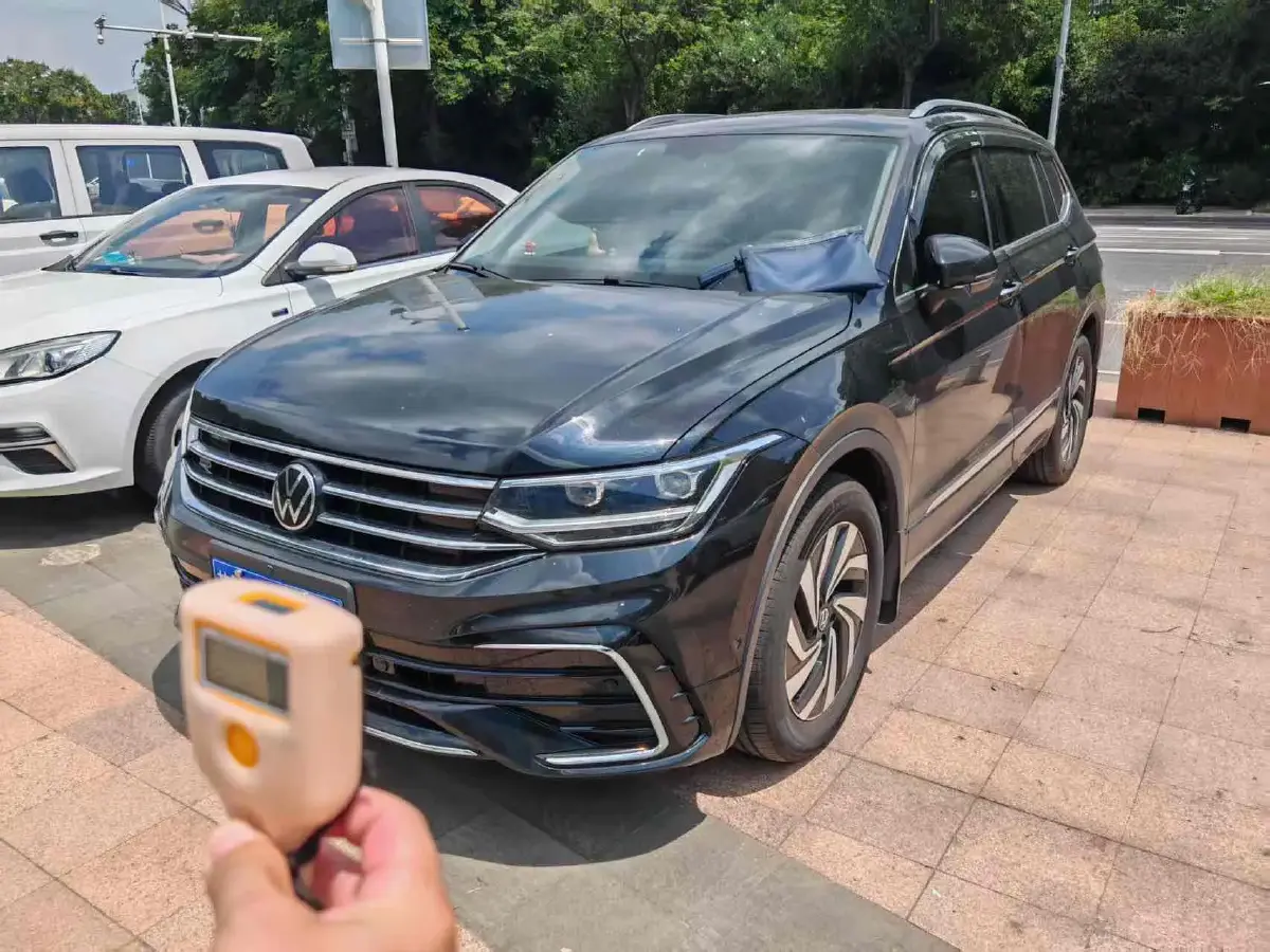 2024 Volkswagen Tiguan L 2.0T 186HP L4 7DCT