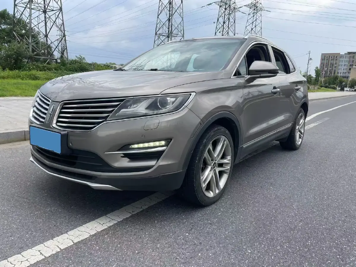2017 Lincoln MKC 2.0T 253HP L4 6AT