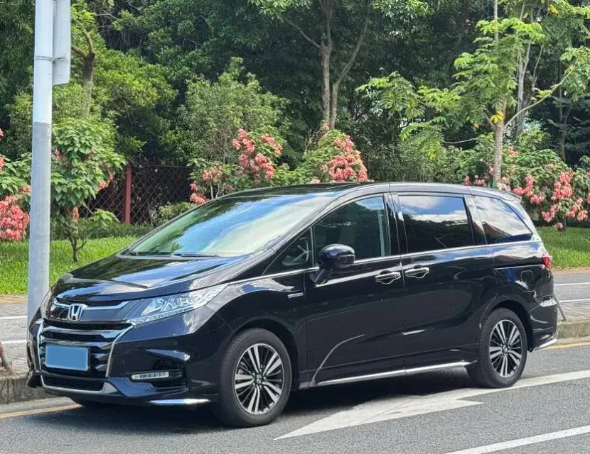 2021 Honda Odyssey 2.0L 146HP L4 E-CVT Hybrid