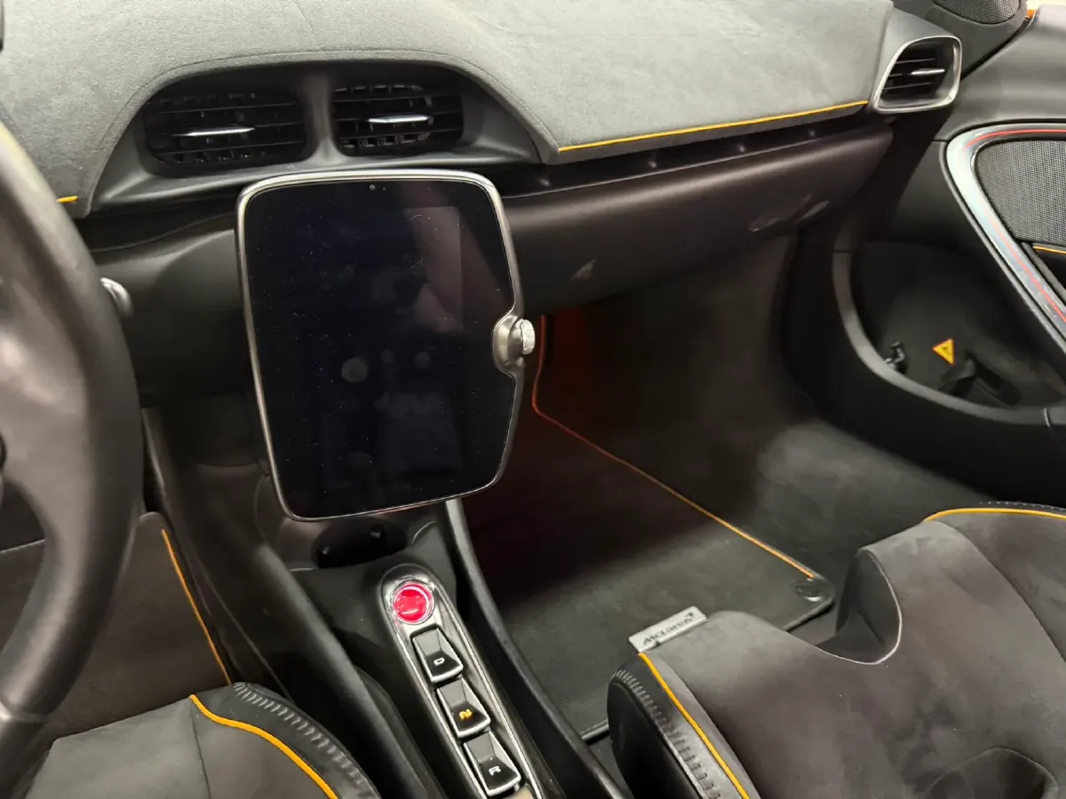 2023 McLaren Artura 3.0T 585HP V6 8DCT PHEV 7.4KWH,autocango,china used car exporter,china ev exporter,chinese used car exporter,chinese used ev exporter