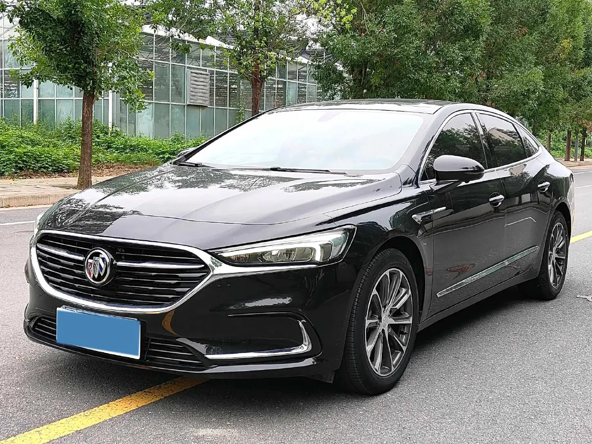 2020 Buick Larcosse 2.0T 237HP L4 9AT